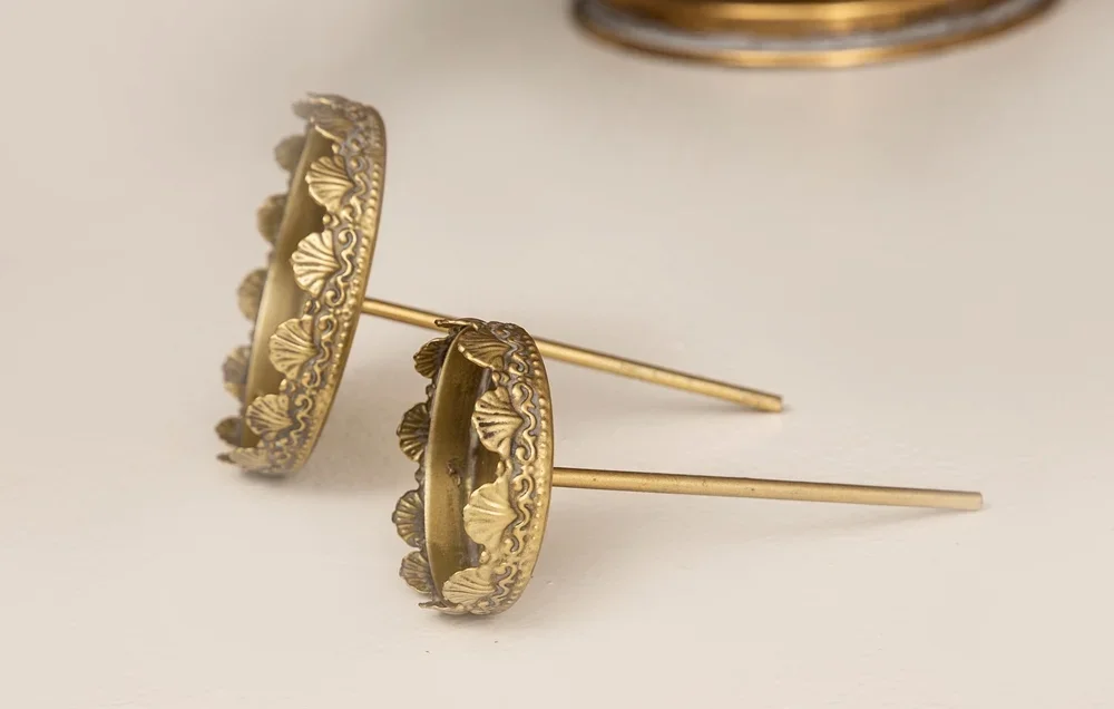 La Vida, Lysholder p spyd, antique guld
