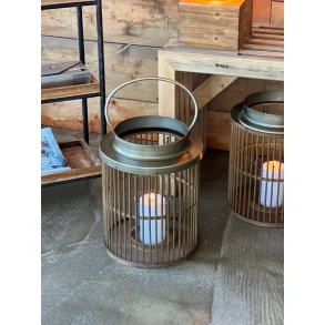 La Vida, Mari lanterne i metal