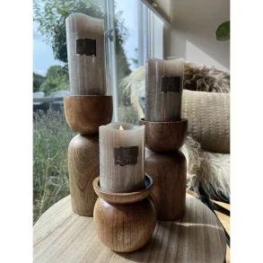 La Vida, Lysestage i tr