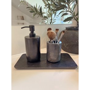 La Vida, Marmorbakke, sort