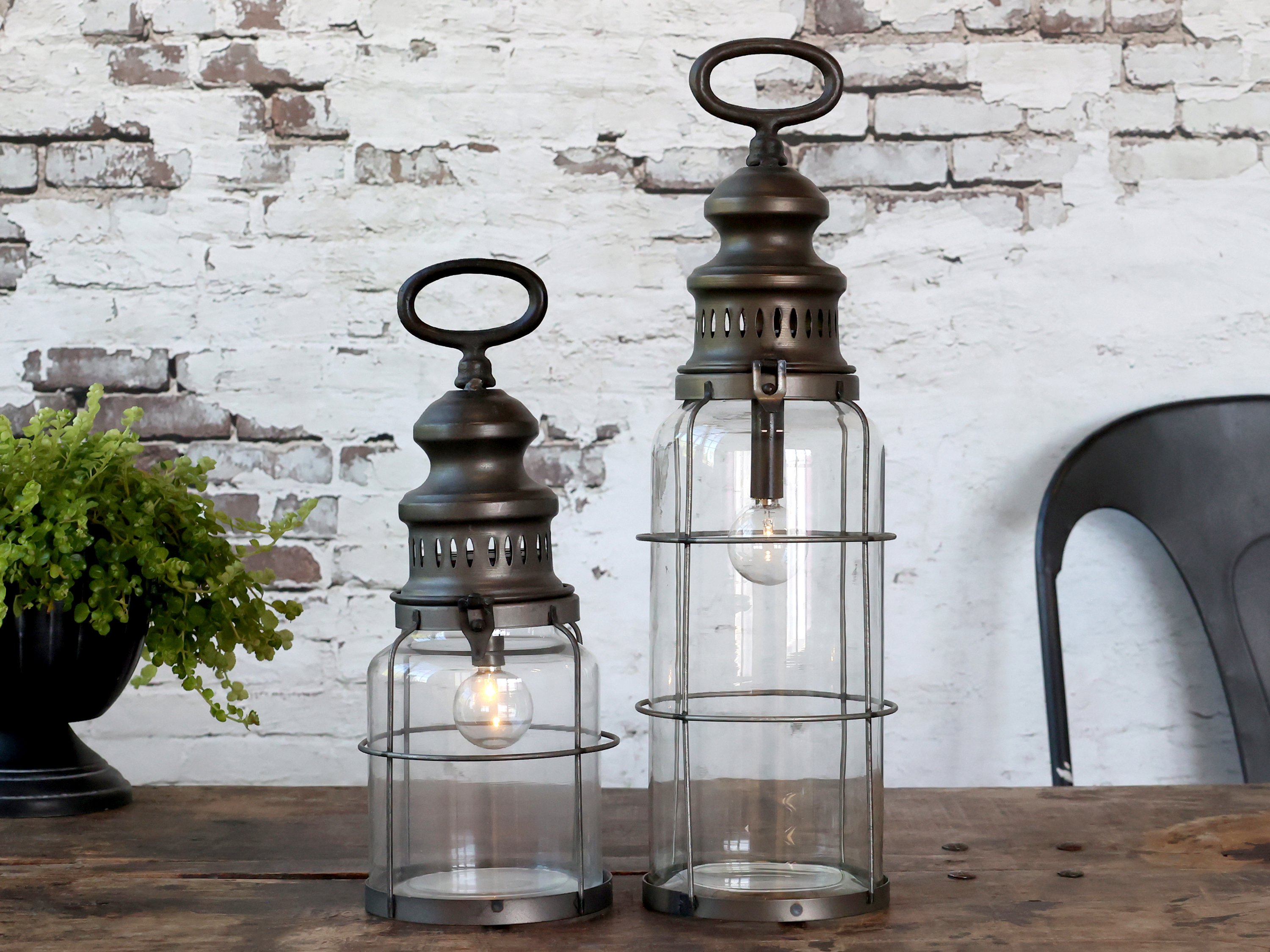 Chic Antique, Fransk stald lanterne med gitter inkl. pre og timer