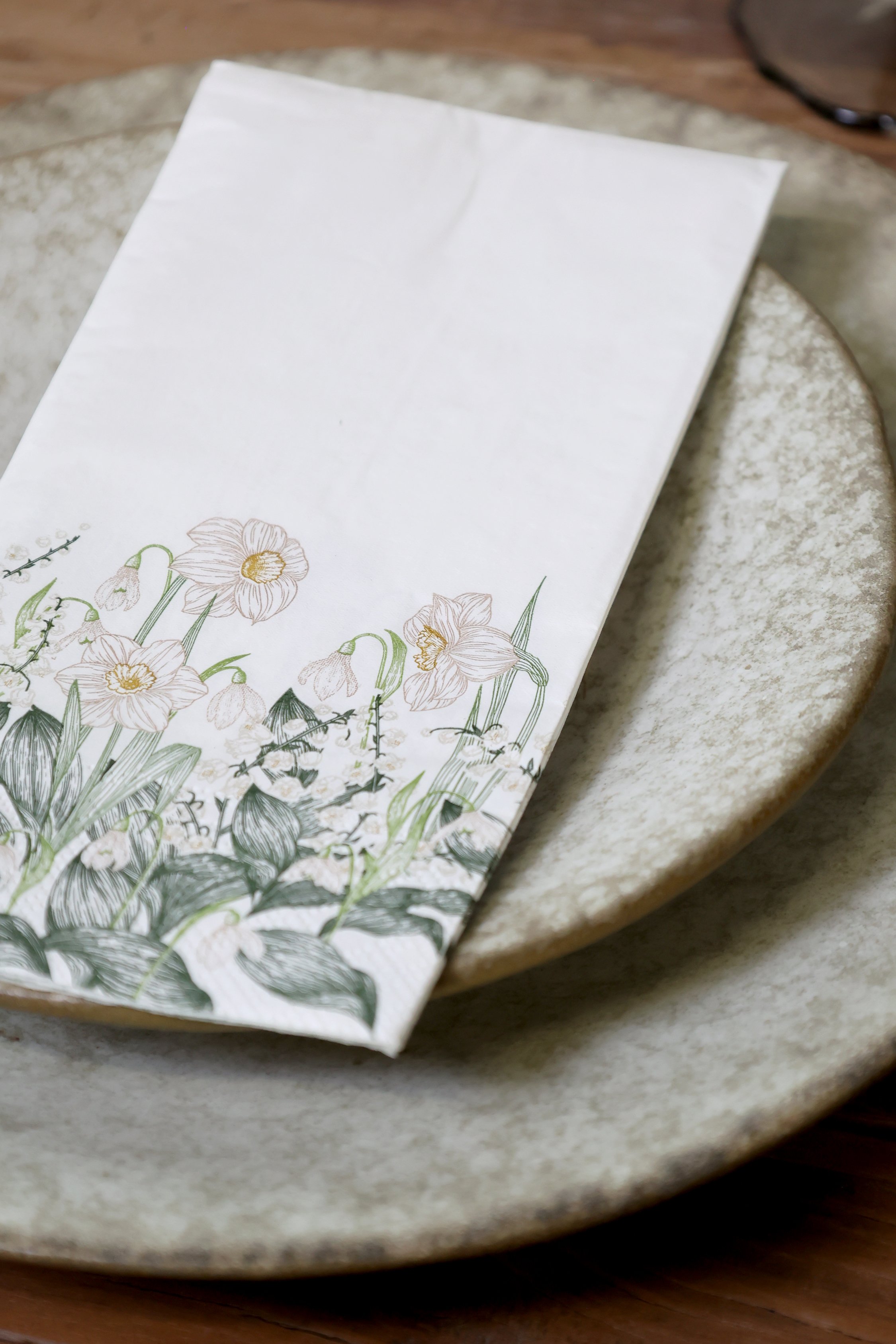 Chic Antique, Serviet med blomster