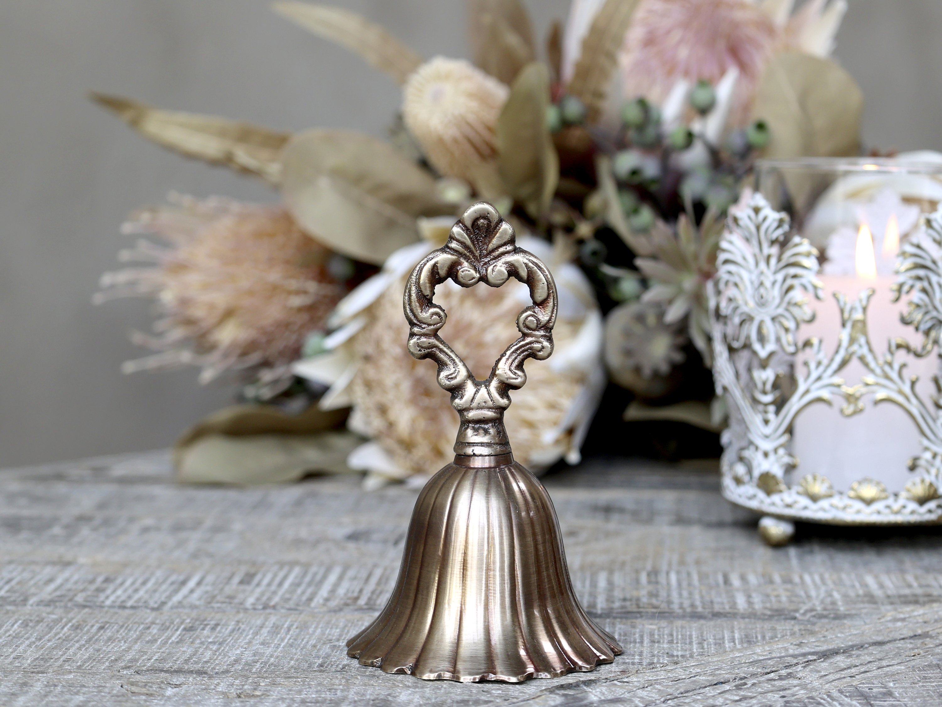 Chic Antique, Klokke i antique messing