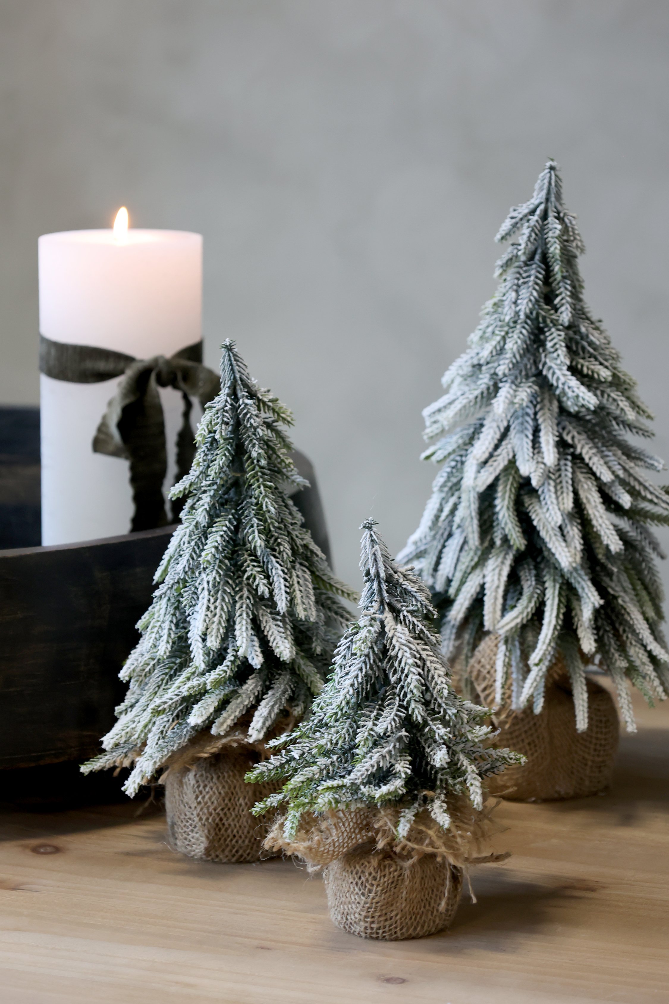 Chic Antique, Fleur Grantr med sne