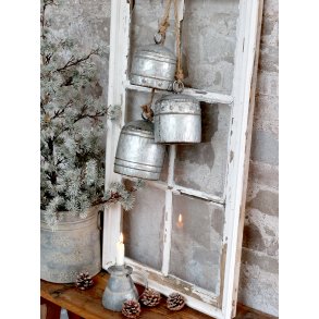 Chic Antique, Klokker med ophng af jutesnor, H70 cm., zink