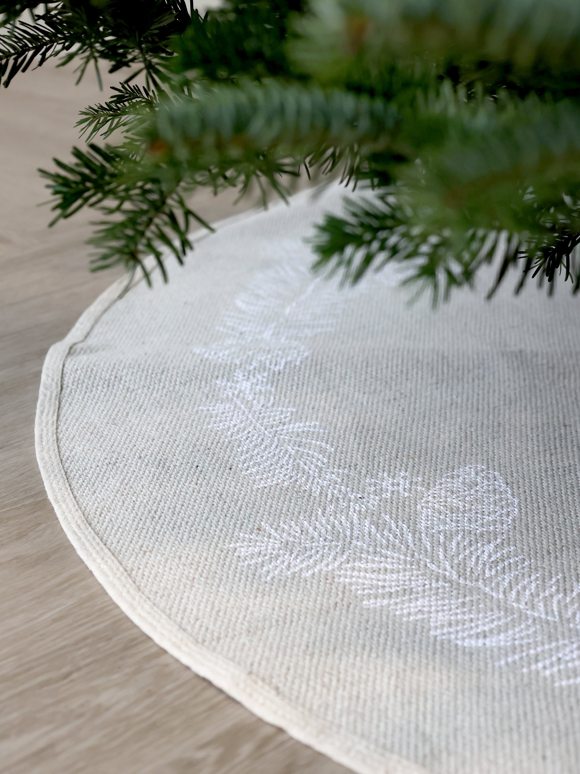 Chic Antique, Juletrstppe med kogleprint