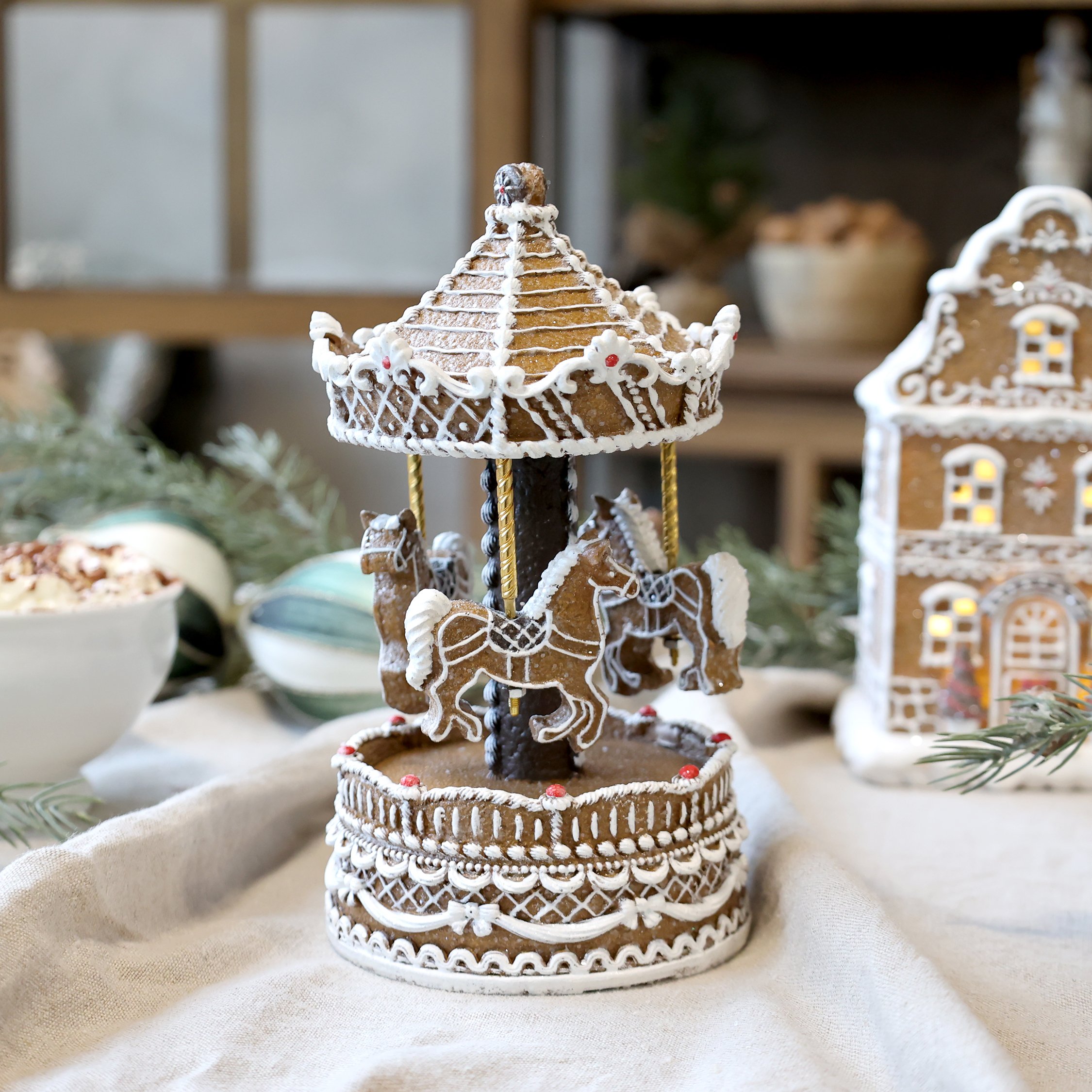 Chic Antique, Nol Spilledse med karrusel, mocca