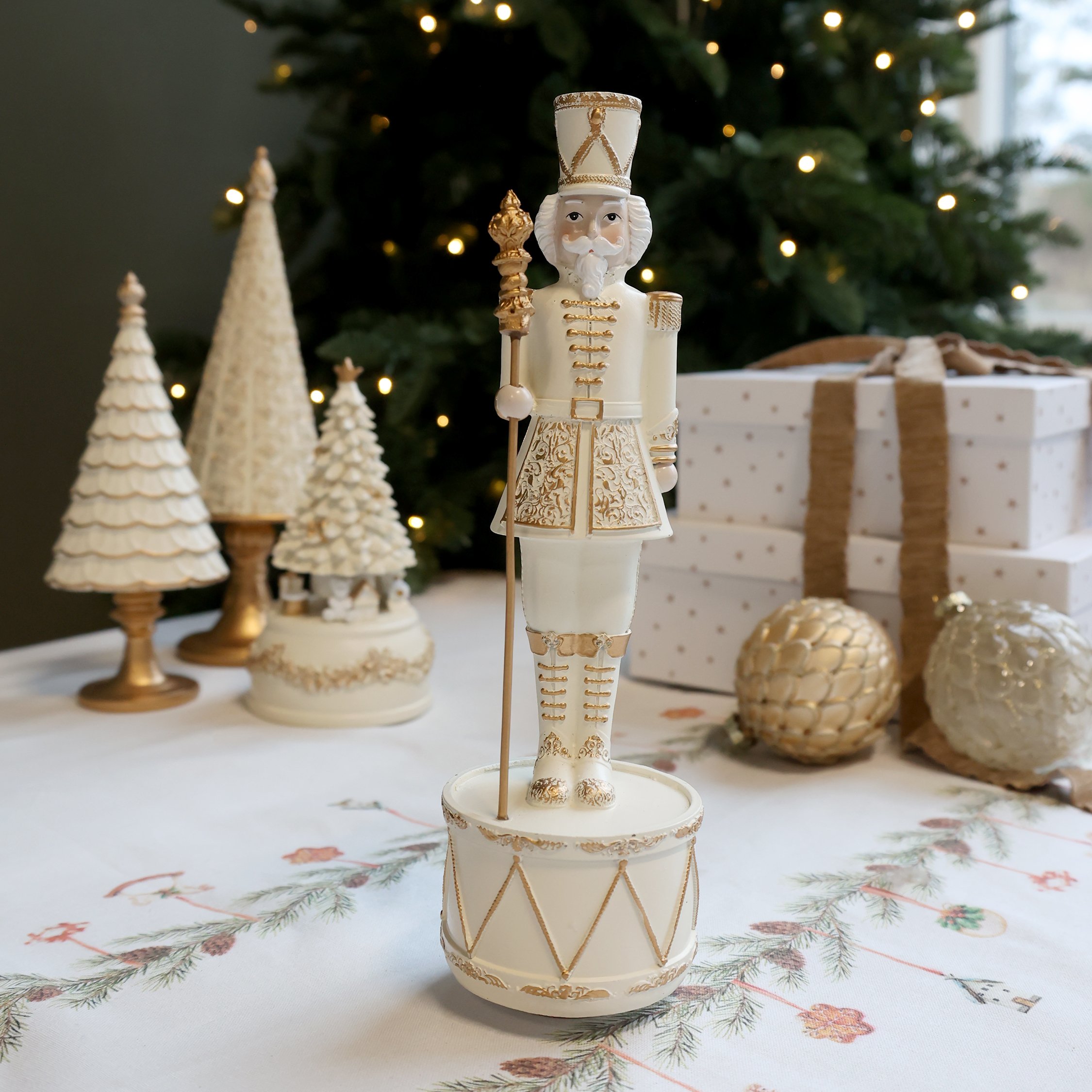 Chic Antique, Nol Spilledse med nddeknkker, antique creme