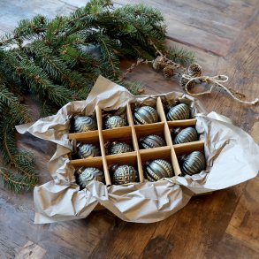 Chic Antique, Julekugler i ske med 12 stk., antique oliven