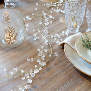 Chic Antique, Ranke med prismer og guldtr�d