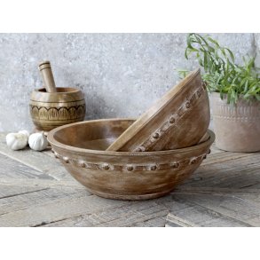 Chic Antique, Tours hj skl i tr med udskring