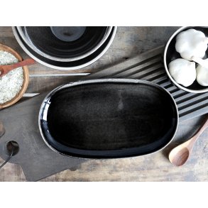 Chic Antique, Calais fad, Sort