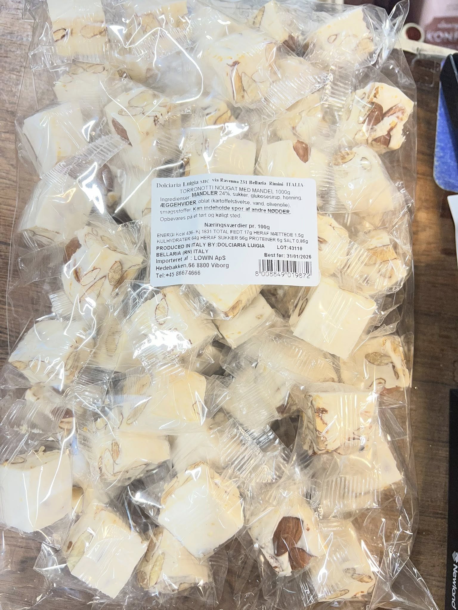 Lowin, Bl�d nougat, Klassisk, 1kg, BEDST F�R 31/1-26