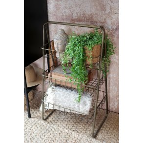 Chic Antique, Etagere med 3 fil de fer kurve