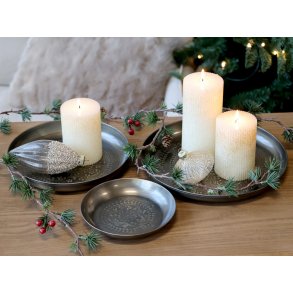 Chic Antique, Fad med mnster, antique messing