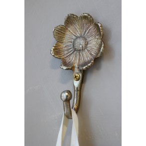 Chic Antique, Knage med blomst i messing, H10 cm.