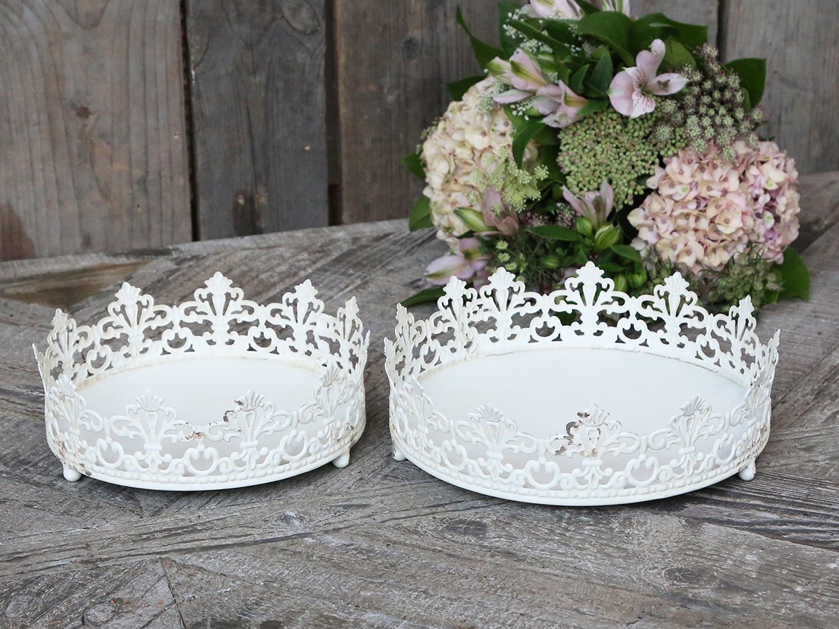 Chic Antique, Rundt fad med blondekant