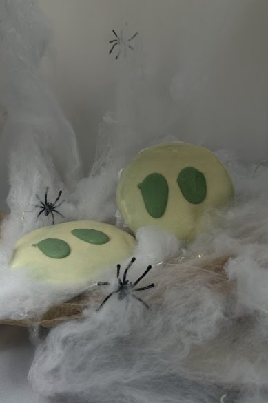 Chokolenten, Thy Kukies: Halloween