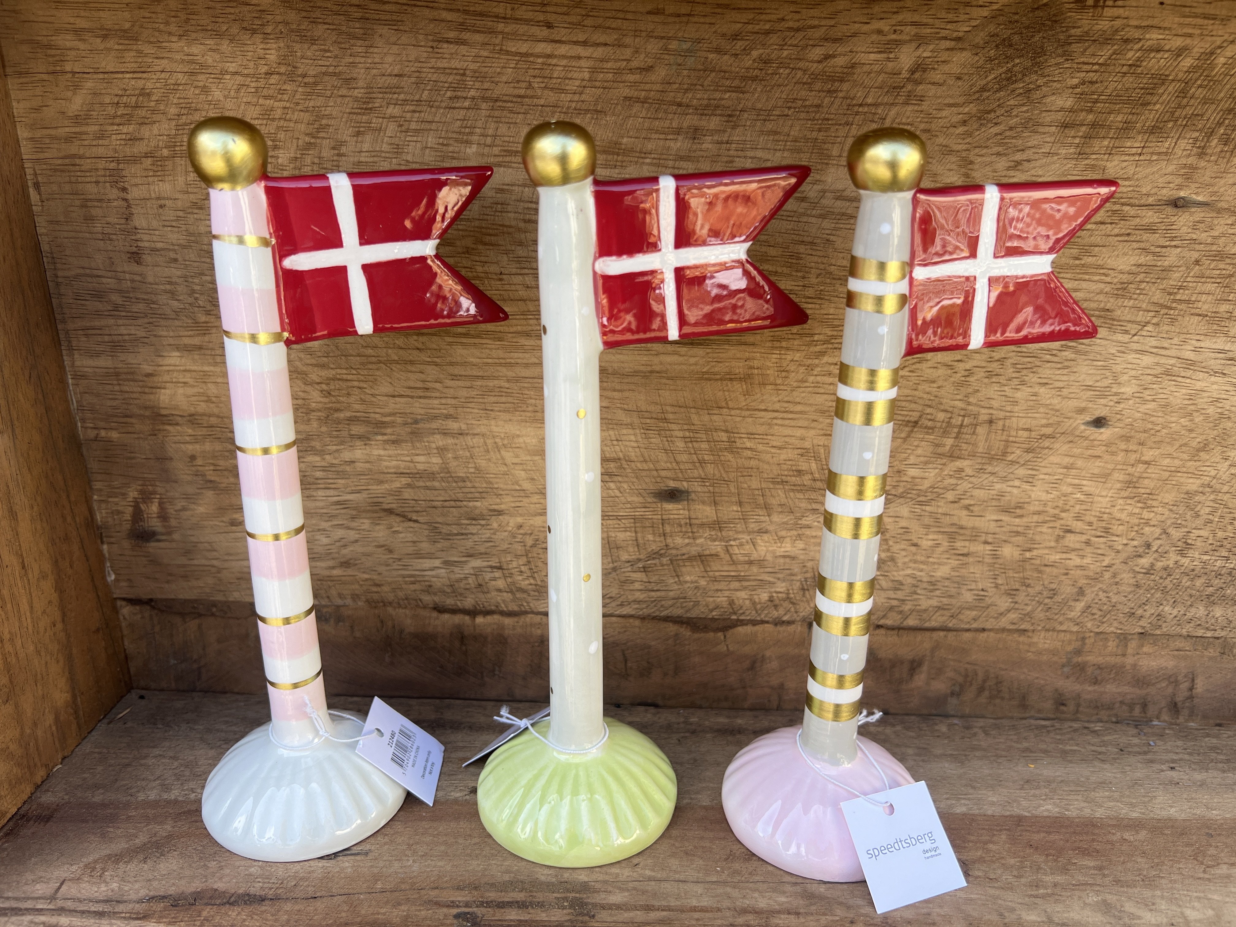 Speedtsberg, Flag, 19 cm. (3 varianter), pr. stk. 