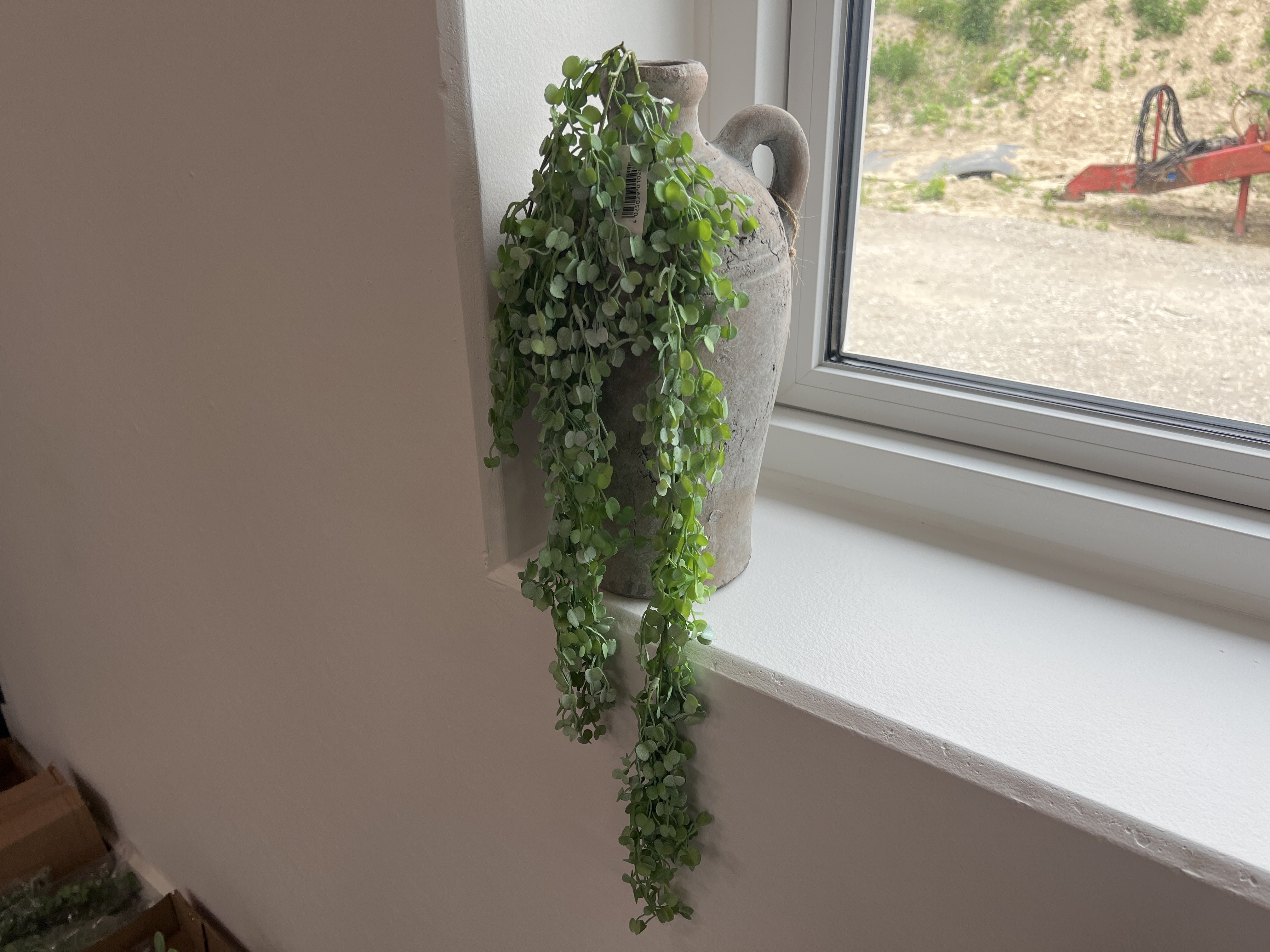 DEKO FLORALE, Kunstig hngegrnt med mange sm blade, 40cm. 
